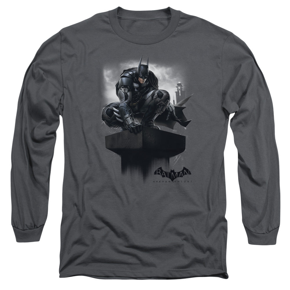 AN OFFCIALLY LICENSED BATMAN ARKHAM KNIGHT PERCHED MEN'S LONG SLEEVE T-SHIRT CHARCOAL