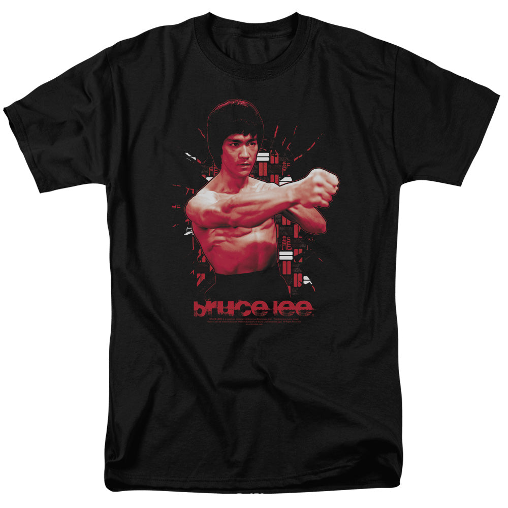 AN OFFCIALLY LICENSED BRUCE LEE THE SHATTERING FIST MEN'S REGULAR FIT T-SHIRT BLACK
