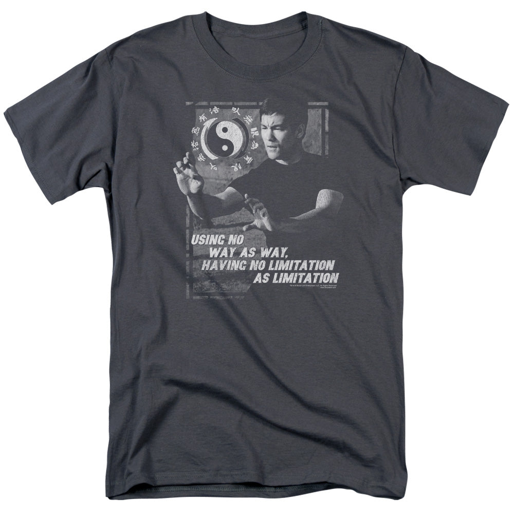 AN OFFCIALLY LICENSED BRUCE LEE NO WAY AS A WAY MEN'S REGULAR FIT T-SHIRT CHARCOAL