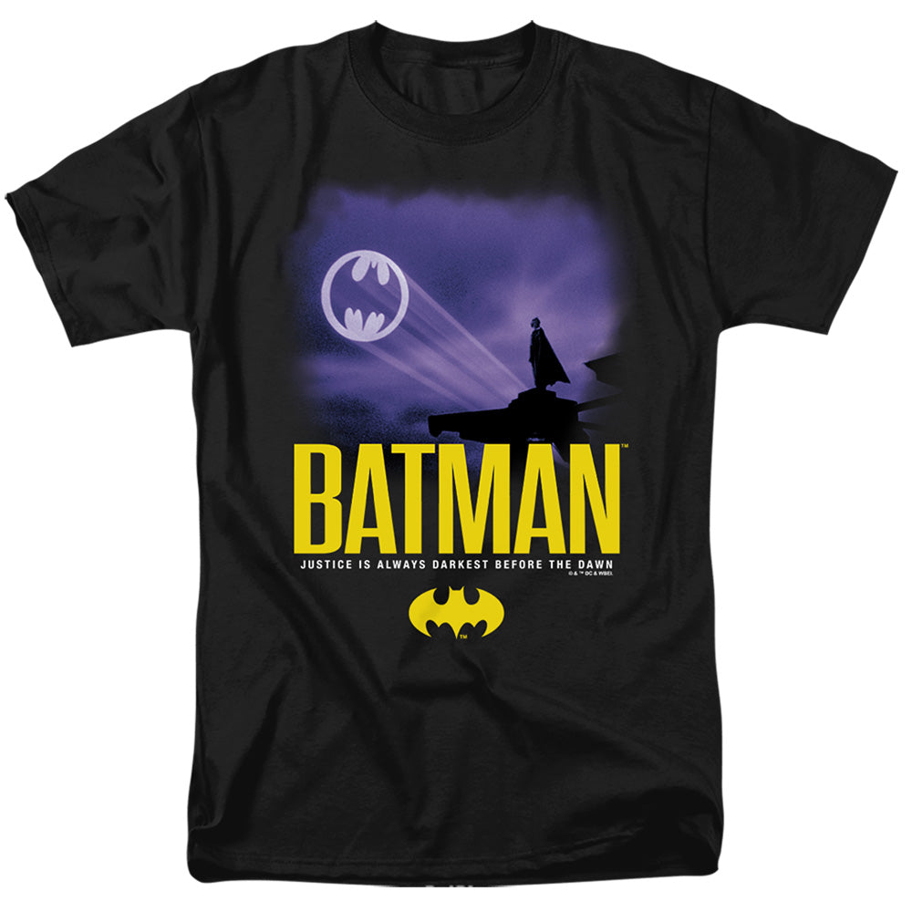 AN OFFCIALLY LICENSED BATMAN (1989) BAT SIGNAL IN THE SKY MEN'S REGULAR FIT T-SHIRT BLACK