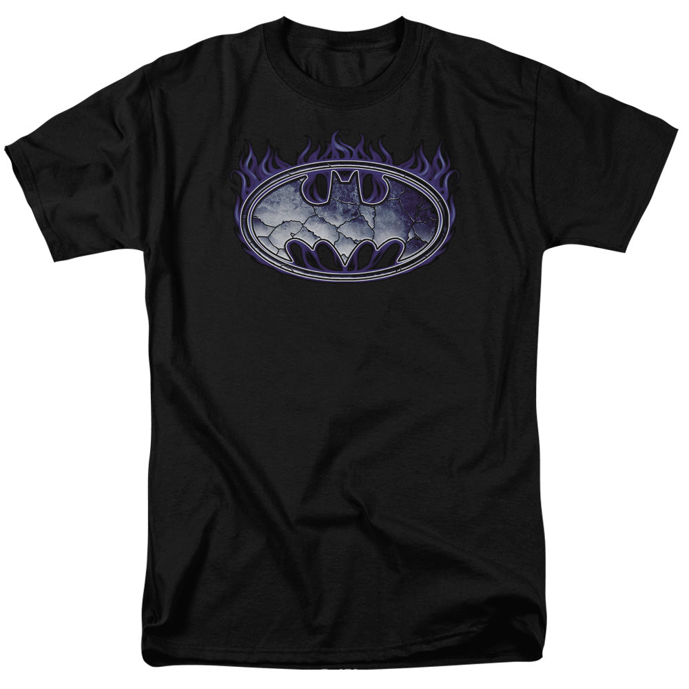AN OFFCIALLY LICENSED BATMAN CRACKED SHIELD MEN'S REGULAR FIT T-SHIRT BLACK