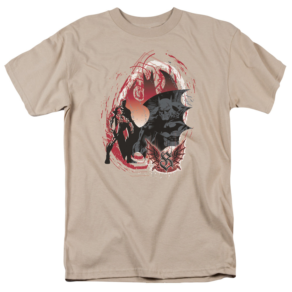 AN OFFCIALLY LICENSED BATMAN GOTHIC SCRAWL MEN'S REGULAR FIT T-SHIRT SAND