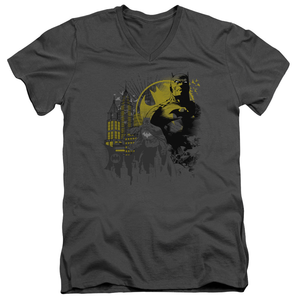 AN OFFCIALLY LICENSED BATMAN THE DARK CITY MEN'S V-NECK T-SHIRT CHARCOAL