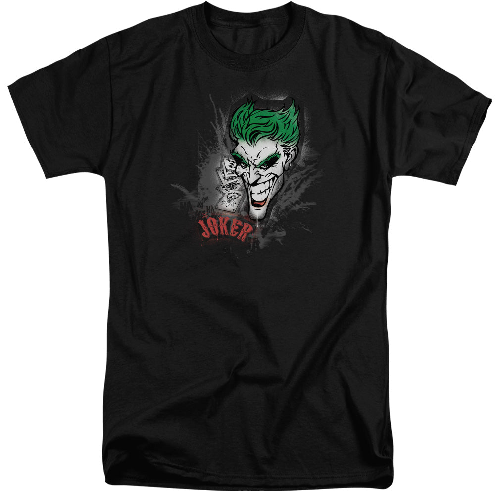 AN OFFCIALLY LICENSED BATMAN JOKER SPRAYS THE CITY MEN'S TALL FIT T-SHIRT BLACK