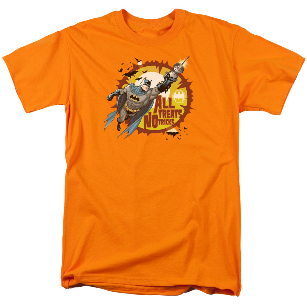 AN OFFCIALLY LICENSED BATMAN ALL TREATS MEN'S REGULAR FIT T-SHIRT ORANGE