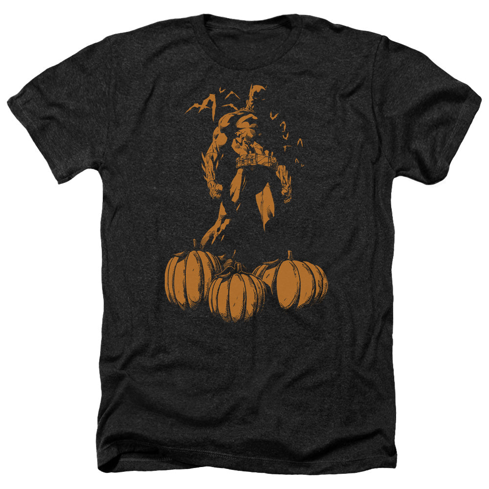 AN OFFCIALLY LICENSED BATMAN A BAT AMONG PUMPKINS MEN'S HEATHER T-SHIRT CHARCOAL