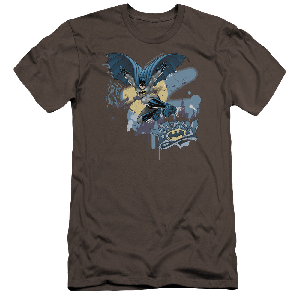 AN OFFCIALLY LICENSED BATMAN INTO THE NIGHT MEN'S PREMIUM SLIM FIT T-SHIRT CHARCOAL