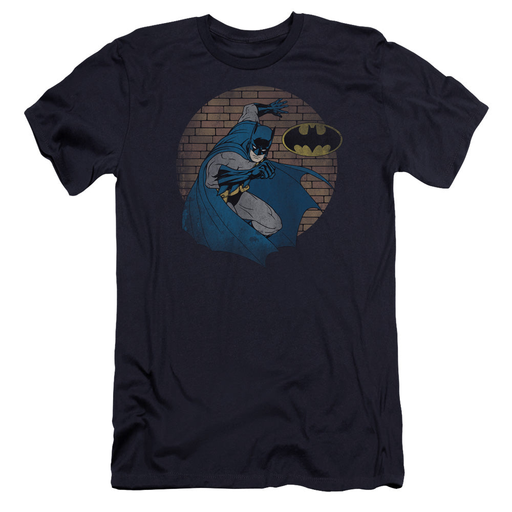 AN OFFCIALLY LICENSED BATMAN IN THE SPOTLIGHT MEN'S PREMIUM SLIM FIT T-SHIRT NAVY
