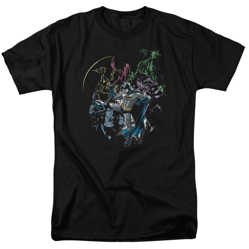 AN OFFCIALLY LICENSED BATMAN SURROUNDED MEN'S REGULAR FIT T-SHIRT BLACK