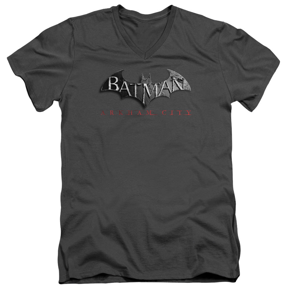 AN OFFCIALLY LICENSED ARKHAM CITY LOGO MEN'S V-NECK T-SHIRT CHARCOAL