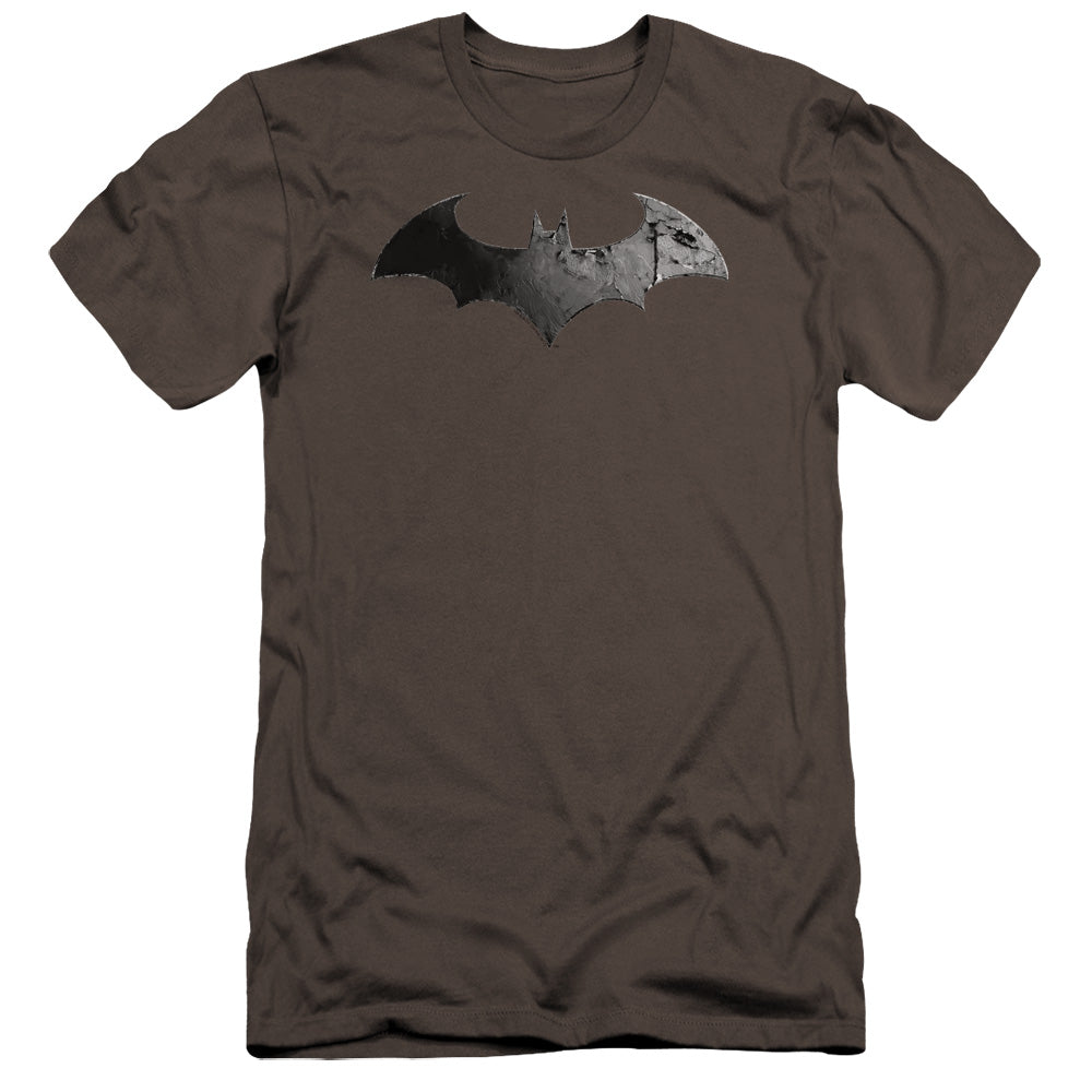 AN OFFCIALLY LICENSED ARKHAM CITY BAT LOGO MEN'S PREMIUM SLIM FIT T-SHIRT CHARCOAL
