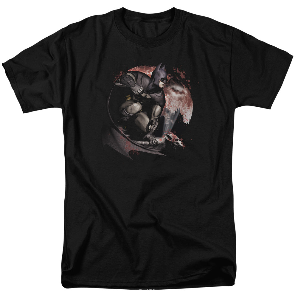 AN OFFCIALLY LICENSED ARKHAM CITY BLOOD MOON MEN'S REGULAR FIT T-SHIRT BLACK