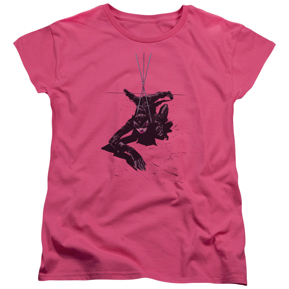 AN OFFCIALLY LICENSED BATMAN CATWOMAN ROPE WOMEN'S REGULAR FIT T-SHIRT HOT PINK