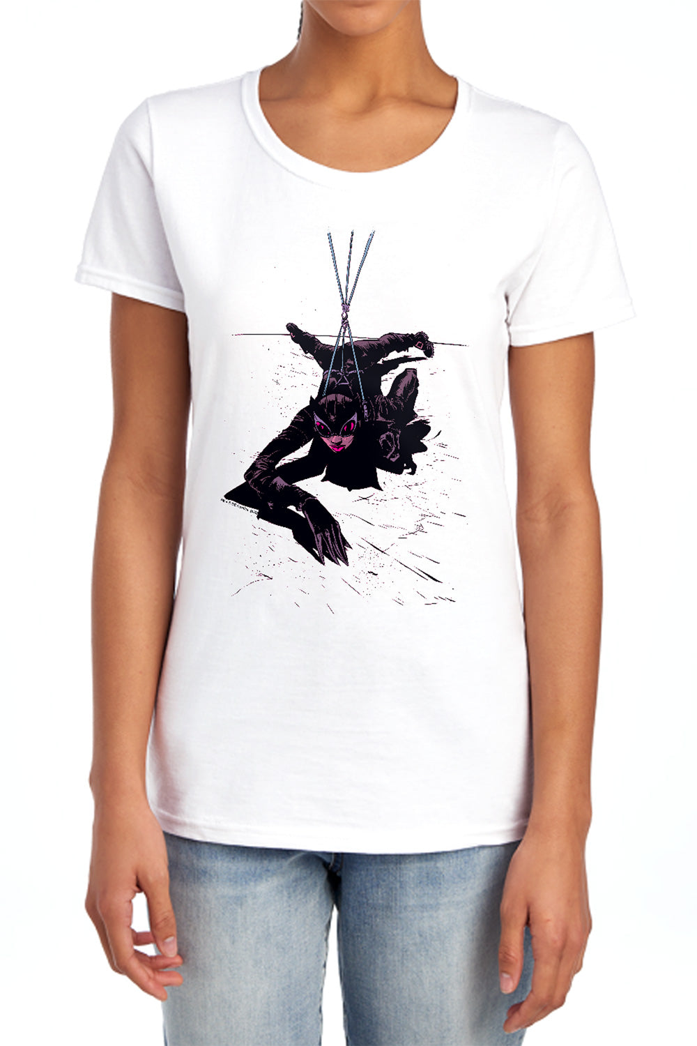 AN OFFCIALLY LICENSED BATMAN CATWOMAN ROPE WOMEN'S REGULAR FIT T-SHIRT BANANA