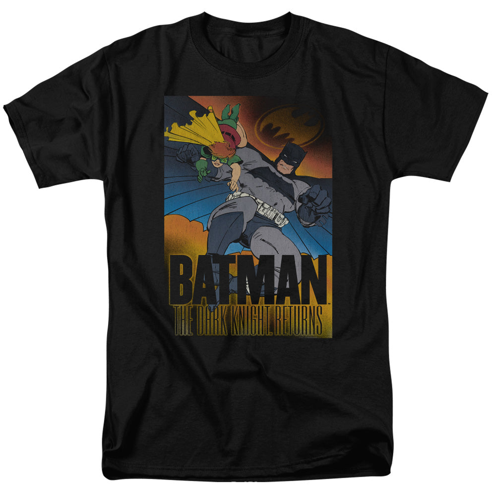 AN OFFCIALLY LICENSED BATMAN DK RETURNS MEN'S REGULAR FIT T-SHIRT BLACK