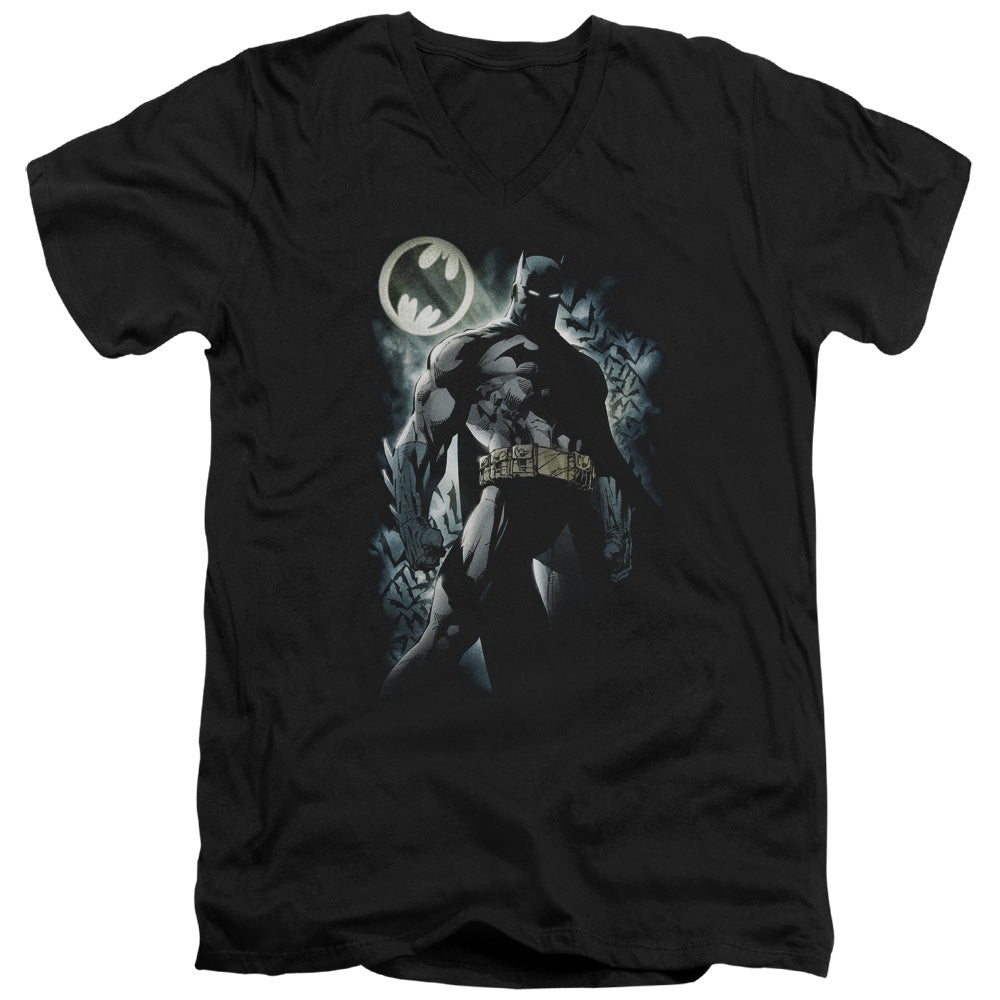 AN OFFCIALLY LICENSED BATMAN THE KNIGHT MEN'S V-NECK T-SHIRT BLACK