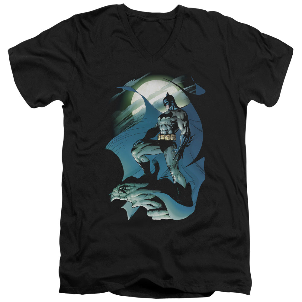 AN OFFCIALLY LICENSED BATMAN GLOW OF THE MOON MEN'S V-NECK T-SHIRT BLACK