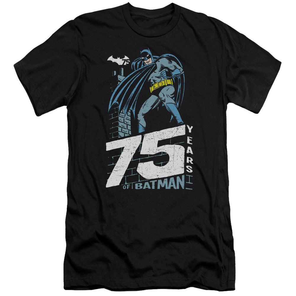 AN OFFCIALLY LICENSED BATMAN ROOFTOP MEN'S PREMIUM SLIM FIT T-SHIRT BLACK