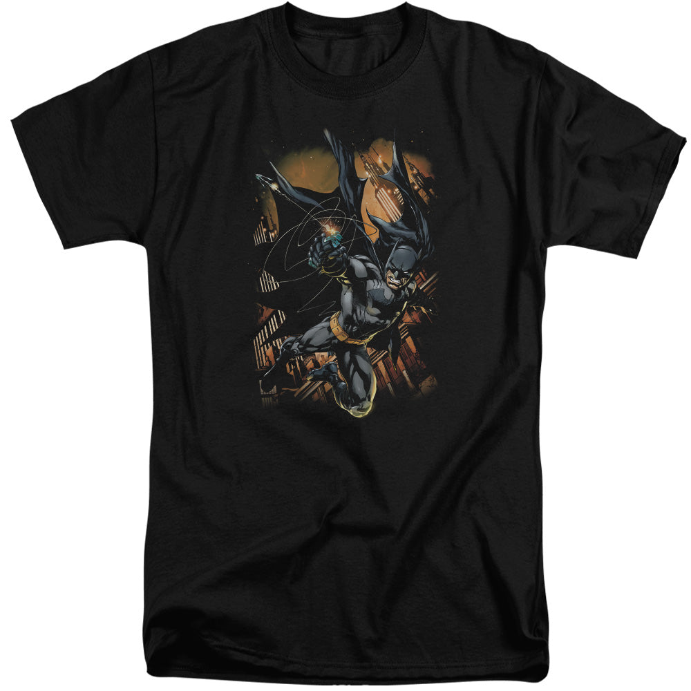 AN OFFCIALLY LICENSED BATMAN GRAPPLE FIRE MEN'S TALL FIT T-SHIRT BLACK