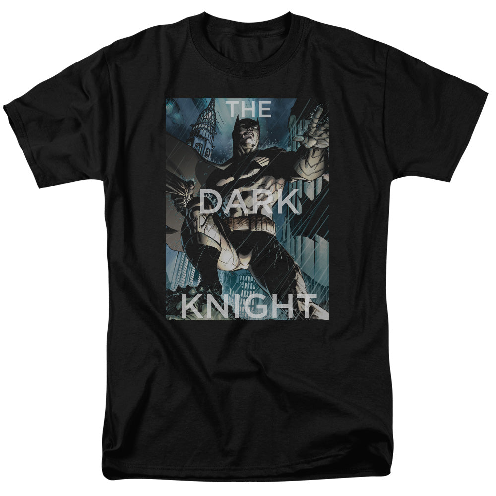 AN OFFCIALLY LICENSED BATMAN FIGHTING THE STORM MEN'S REGULAR FIT T-SHIRT BLACK