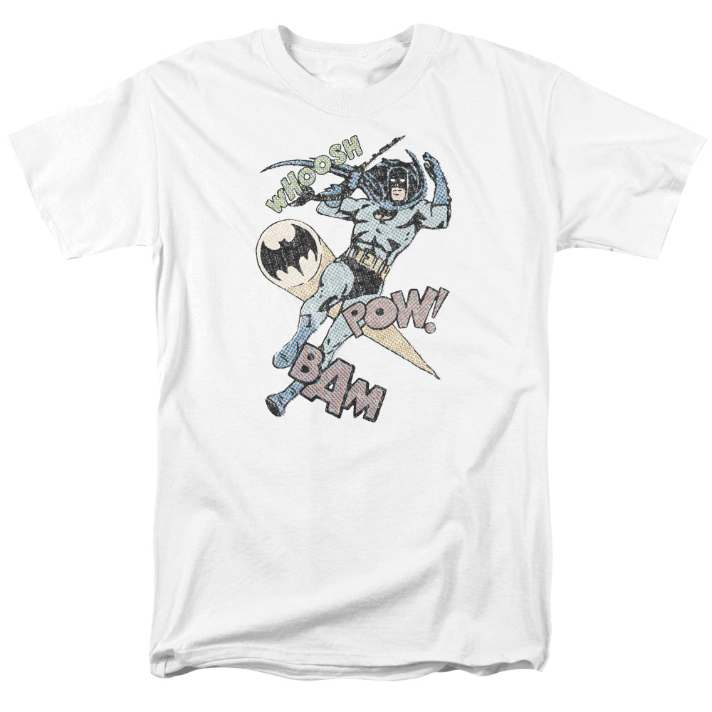 AN OFFCIALLY LICENSED BATMAN HALFTONE SWING MEN'S REGULAR FIT T-SHIRT WHITE