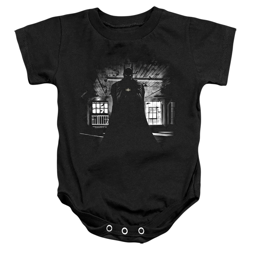 AN OFFCIALLY LICENSED BATMAN BATMAN DARK BABY BODYSUIT BLACK