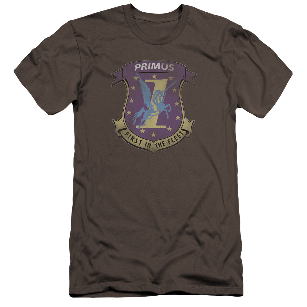AN OFFCIALLY LICENSED BSG PRIMAS BADGE MEN'S PREMIUM SLIM FIT T-SHIRT CHARCOAL