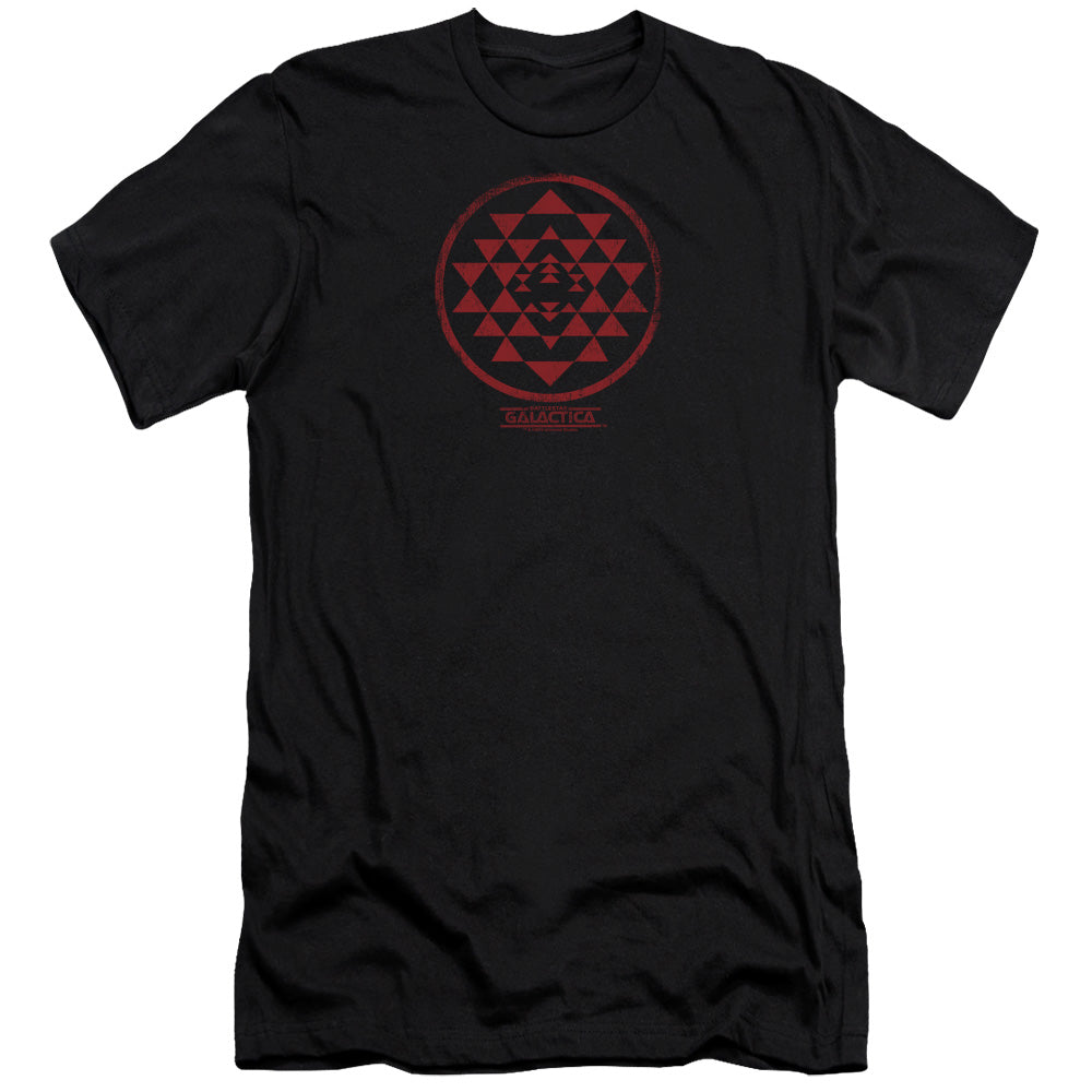 AN OFFCIALLY LICENSED BSG RED SQUADRON PATCH MEN'S PREMIUM SLIM FIT T-SHIRT BLACK