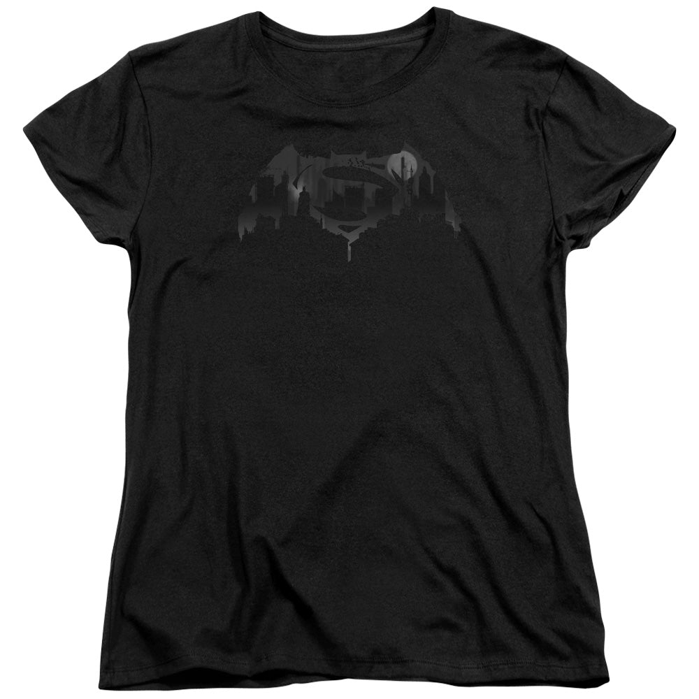 AN OFFCIALLY LICENSED BATMAN V SUPERMAN CITYSCAPE LOGO WOMEN'S REGULAR FIT T-SHIRT BLACK