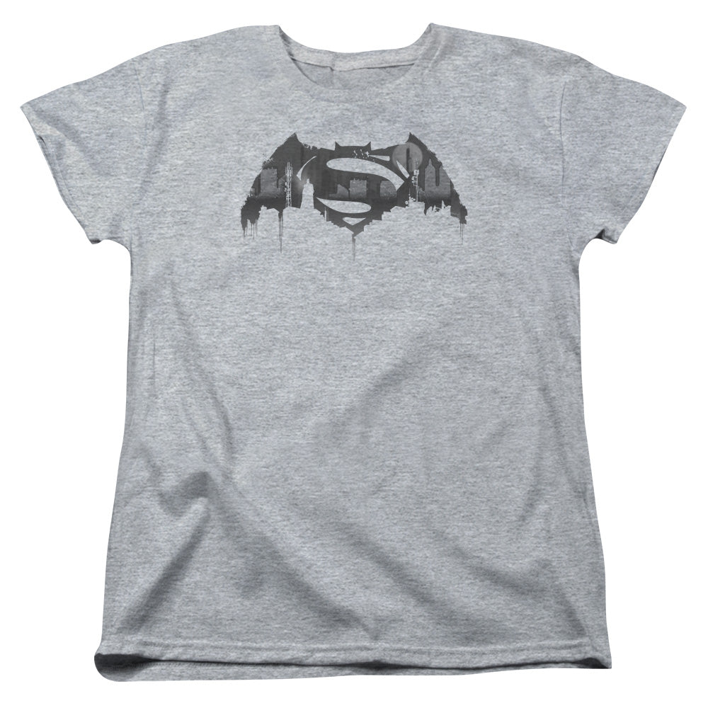 AN OFFCIALLY LICENSED BATMAN V SUPERMAN CITYSCAPE LOGO WOMEN'S REGULAR FIT T-SHIRT ATHLETIC HEATHER