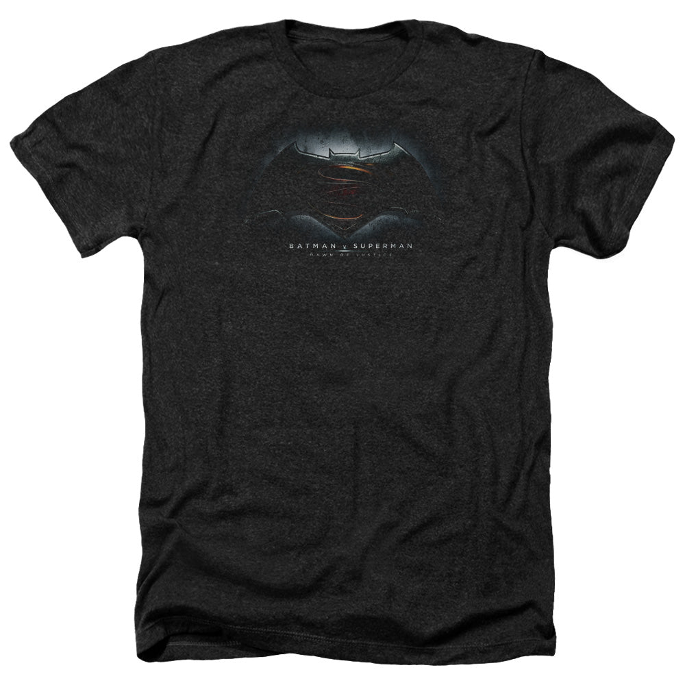 AN OFFCIALLY LICENSED BATMAN VS SUPERMAN LOGO MEN'S HEATHER T-SHIRT CHARCOAL