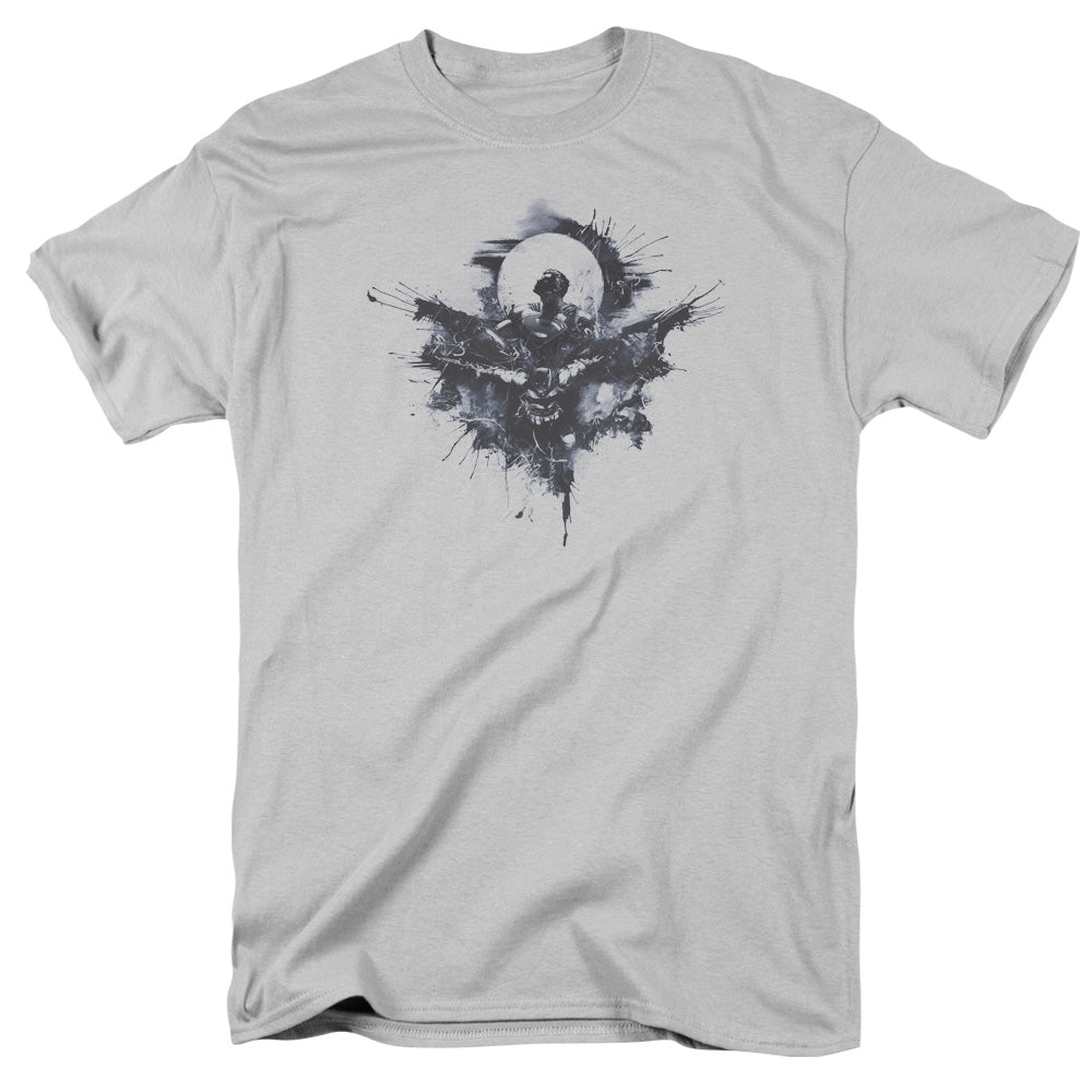 AN OFFCIALLY LICENSED BATMAN V SUPERMAN SPLATTER MEN'S REGULAR FIT T-SHIRT SILVER