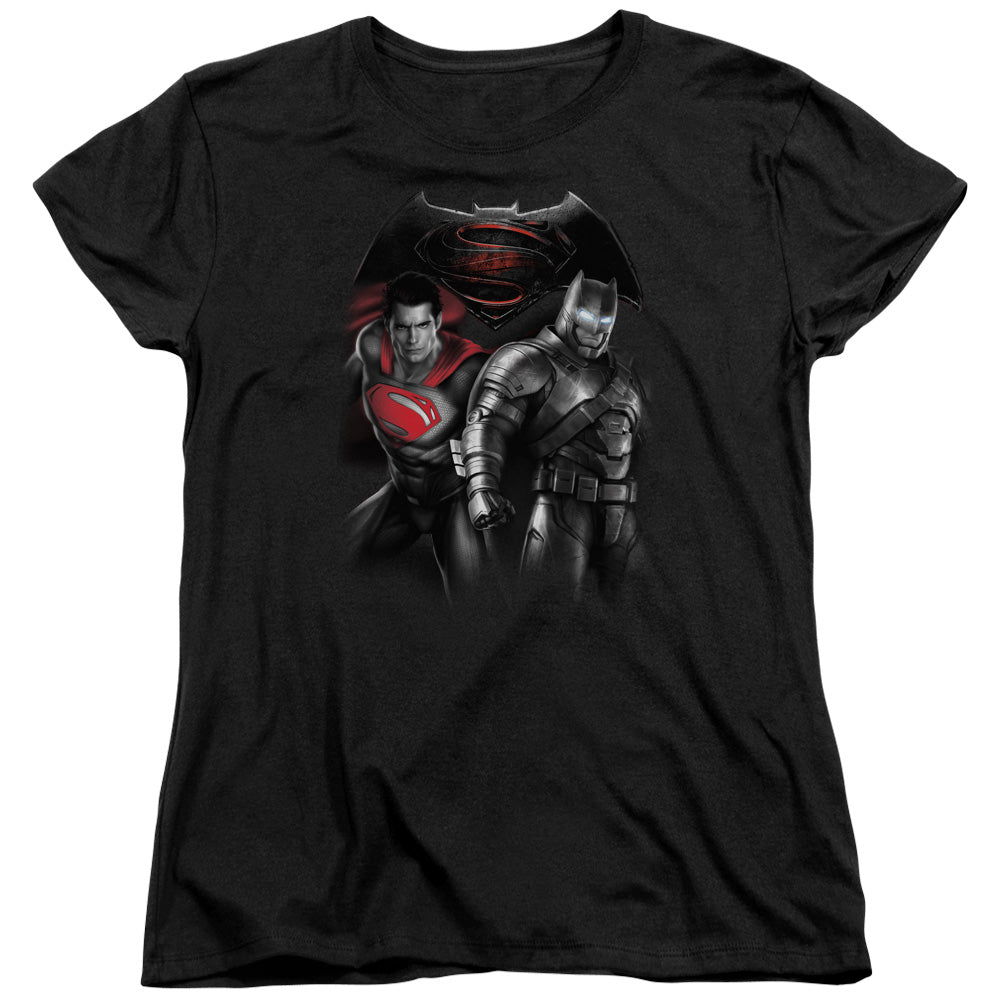 AN OFFCIALLY LICENSED BATMAN V SUPERMAN STAND OFF WOMEN'S REGULAR FIT T-SHIRT BLACK