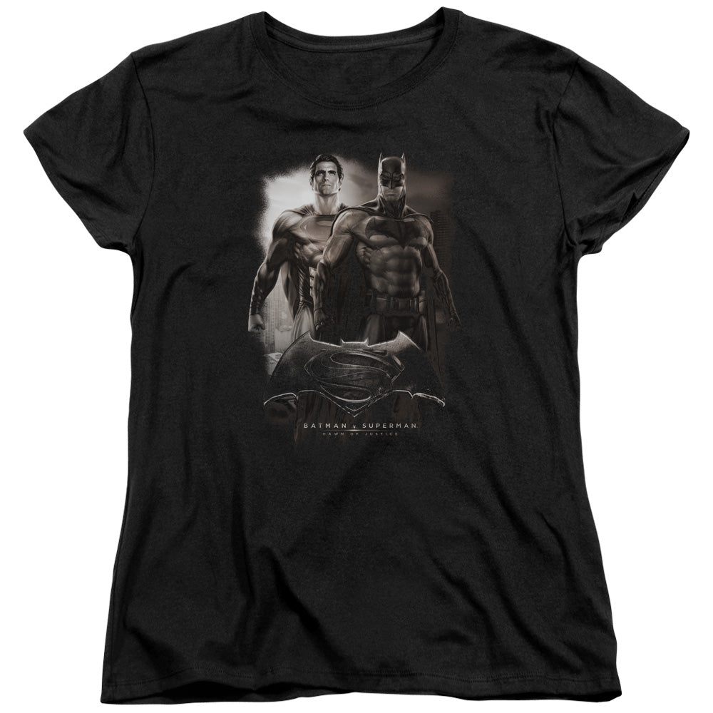 AN OFFCIALLY LICENSED BATMAN VS SUPERMAN DAWN WOMEN'S REGULAR FIT T-SHIRT BLACK