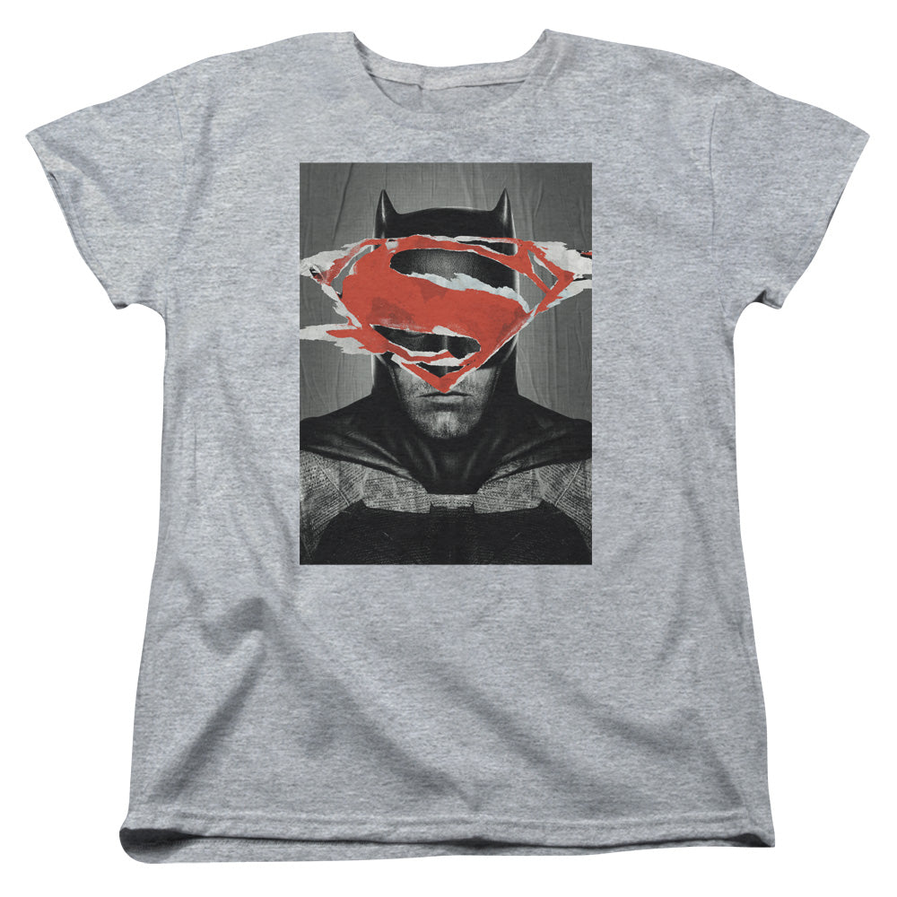 AN OFFCIALLY LICENSED BATMAN VS SUPERMAN BATMAN POSTER WOMEN'S REGULAR FIT T-SHIRT ATHLETIC HEATHER