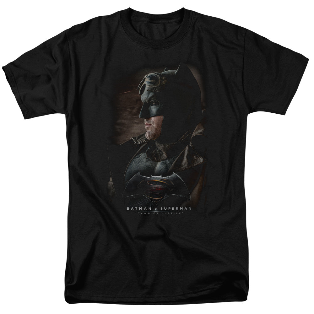 AN OFFCIALLY LICENSED BATMAN V SUPERMAN DESERT GEAR MEN'S REGULAR FIT T-SHIRT BLACK