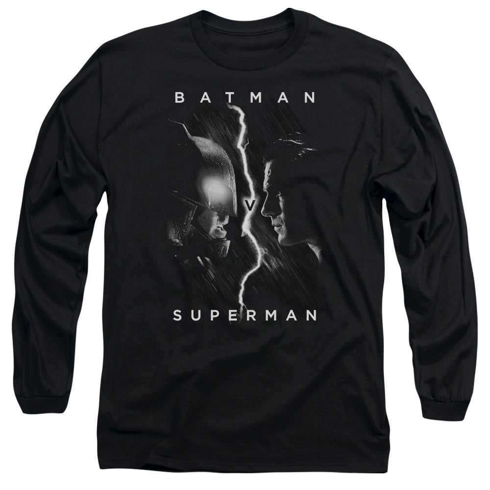 AN OFFCIALLY LICENSED BATMAN V SUPERMAN FACE TO FACE MEN'S LONG SLEEVE T-SHIRT BLACK
