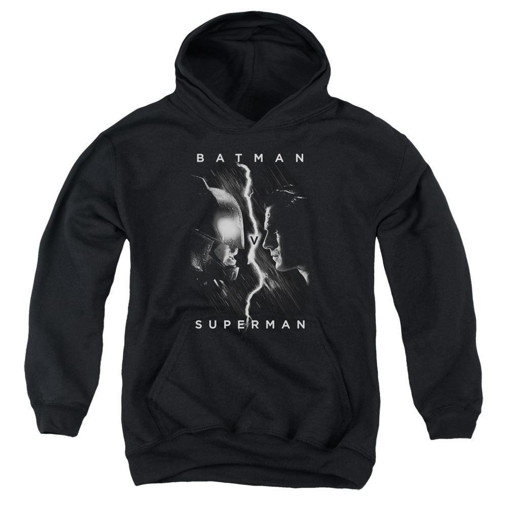 AN OFFCIALLY LICENSED BATMAN V SUPERMAN FACE TO FACE YOUTH HOODIE BLACK