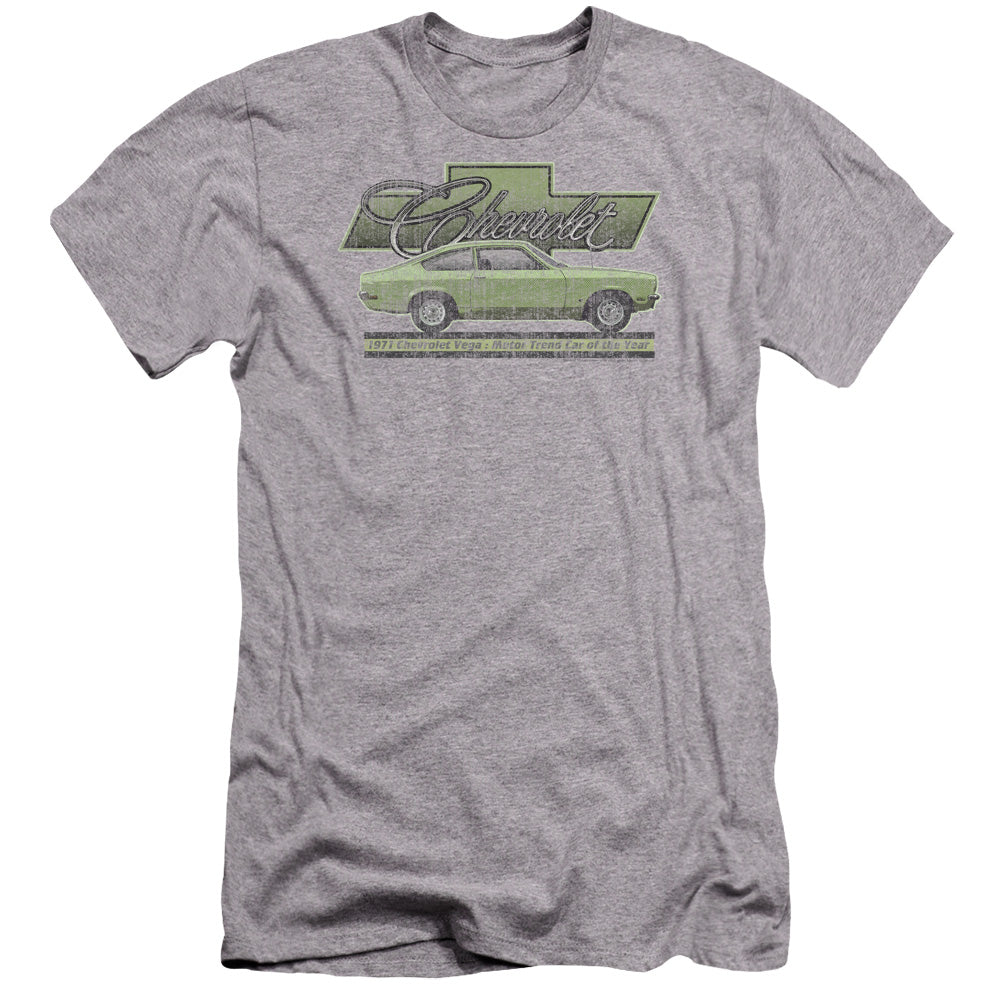 AN OFFCIALLY LICENSED CHEVROLET VEGA CAR OF THE YEAR 71 MEN'S PREMIUM SLIM FIT T-SHIRT ATHLETIC HEATHER