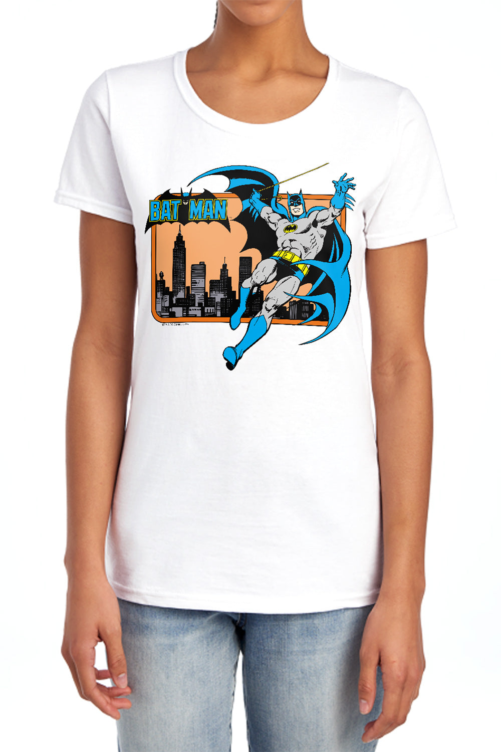 AN OFFCIALLY LICENSED DC BATMAN BATMAN IN THE CITY WOMEN'S REGULAR FIT T-SHIRT LIGHT BLUE