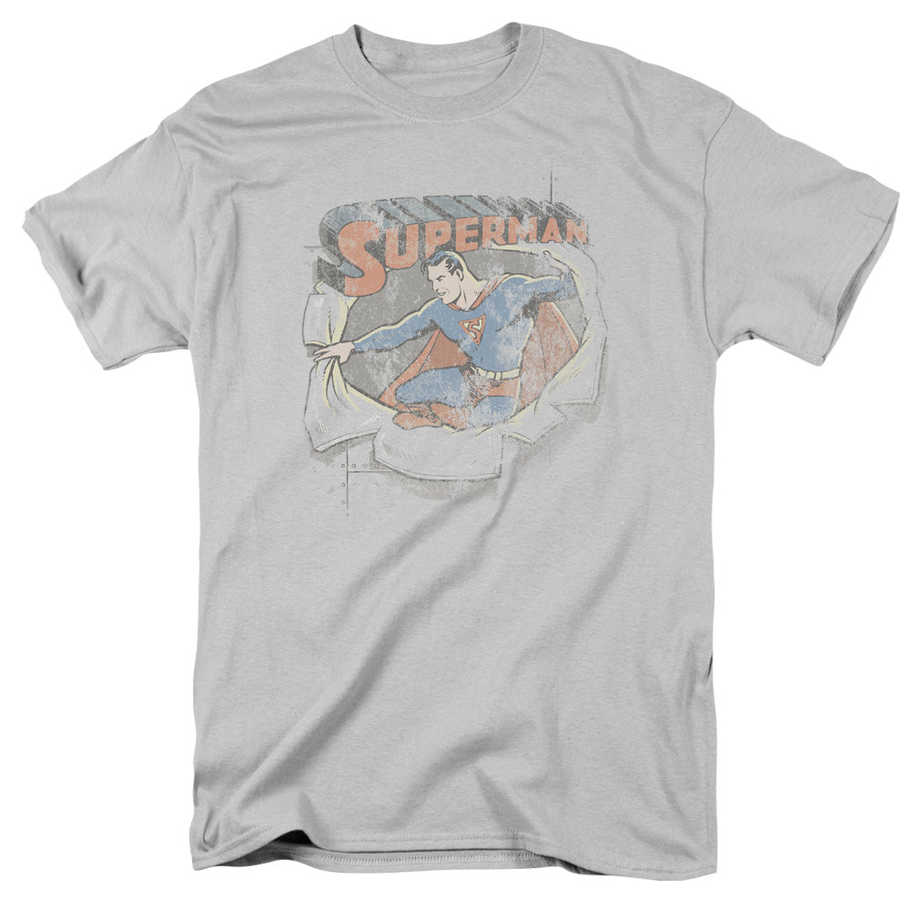AN OFFCIALLY LICENSED DC RIPPING STEEL MEN'S REGULAR FIT T-SHIRT SILVER