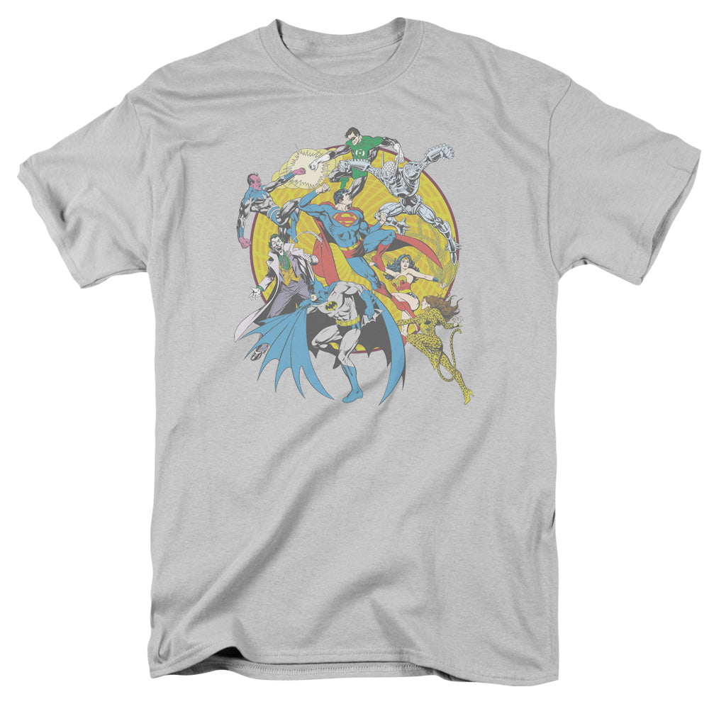 AN OFFCIALLY LICENSED DC SPIN CIRCLE FIGHT MEN'S REGULAR FIT T-SHIRT SILVER