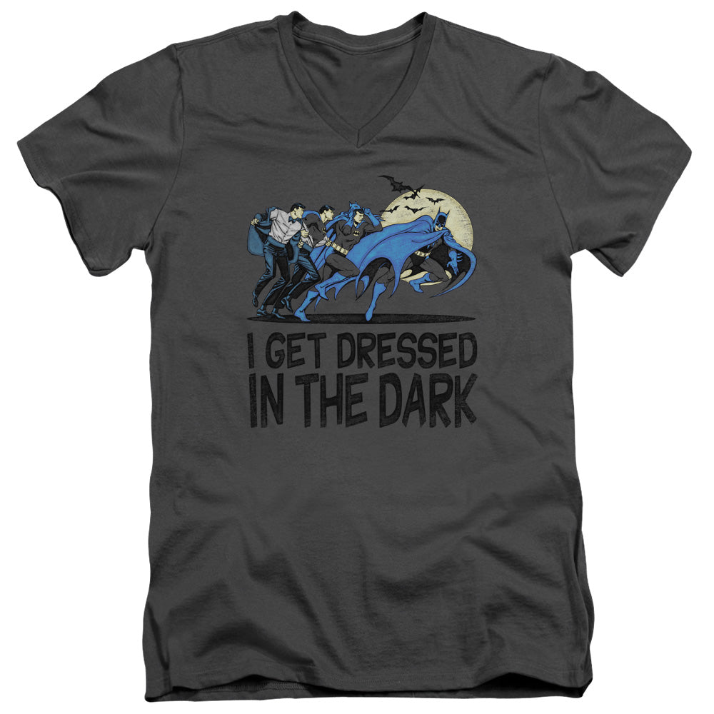 AN OFFCIALLY LICENSED DC GET DRESSED MEN'S V-NECK T-SHIRT CHARCOAL