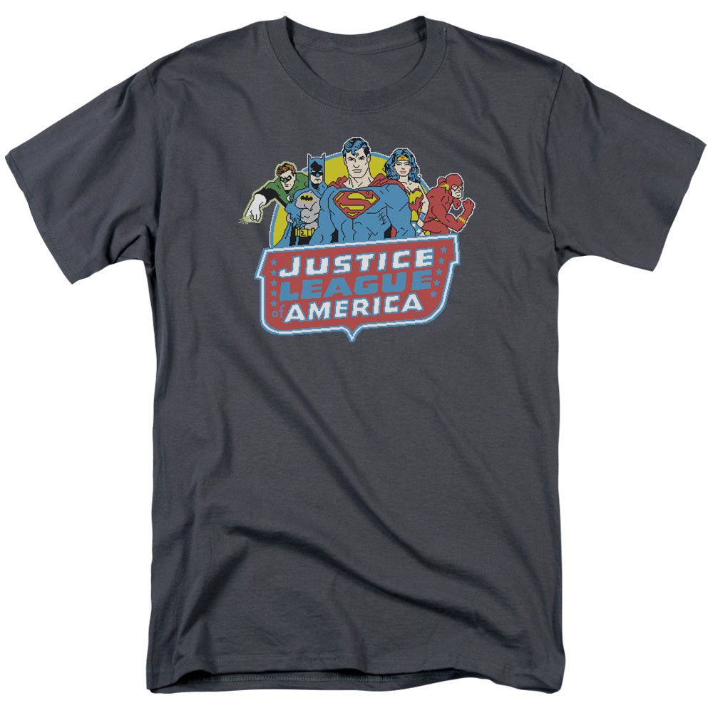 AN OFFCIALLY LICENSED DC 8 BIT LEAGUE MEN'S REGULAR FIT T-SHIRT CHARCOAL