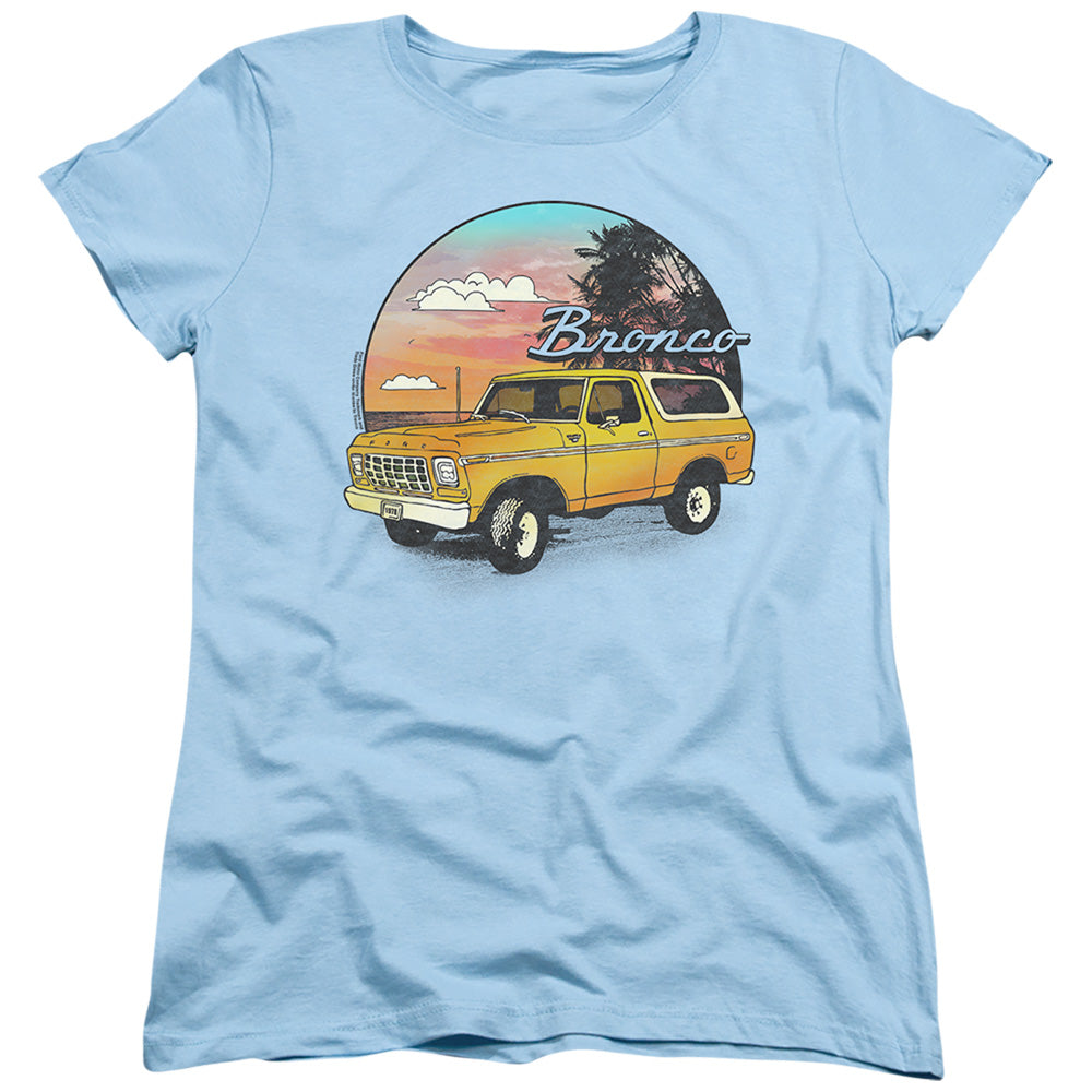 AN OFFCIALLY LICENSED FORD BRONCO BRONCO AT THE BEACH WOMEN'S REGULAR FIT T-SHIRT LIGHT BLUE