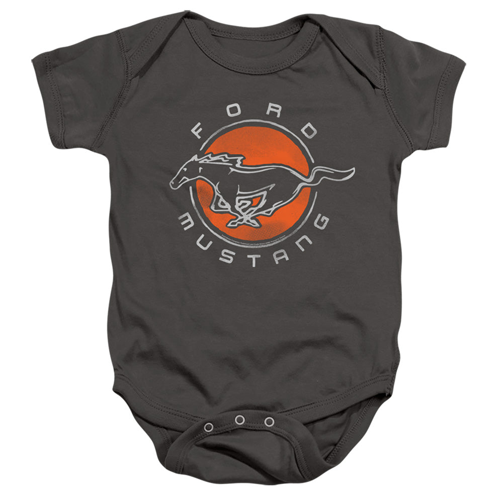AN OFFCIALLY LICENSED FORD MUSTANG MUSTANG CIRCLE BABY BODYSUIT CHARCOAL