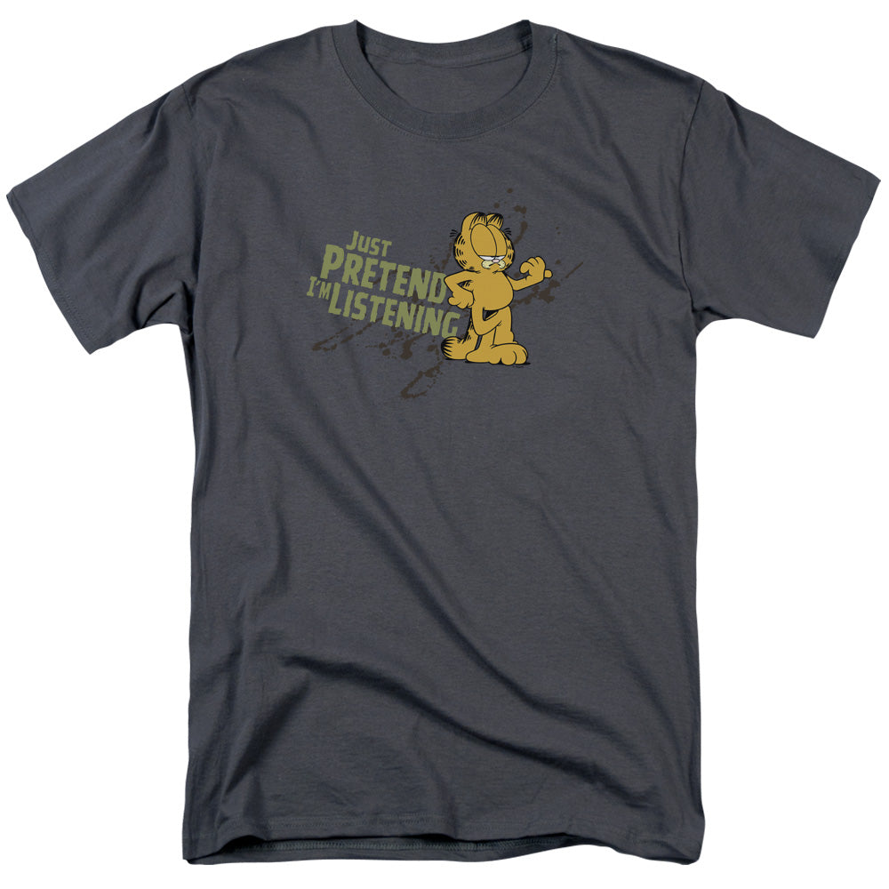 AN OFFCIALLY LICENSED GARFIELD JUST PRETEND IM LISTENING MEN'S REGULAR FIT T-SHIRT CHARCOAL