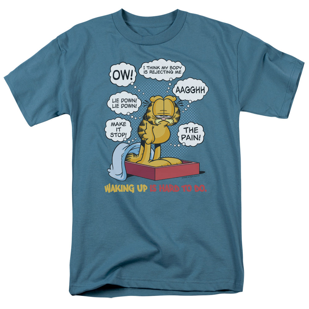 AN OFFCIALLY LICENSED GARFIELD WAKING UP IS HARD TO DO MEN'S REGULAR FIT T-SHIRT SLATE