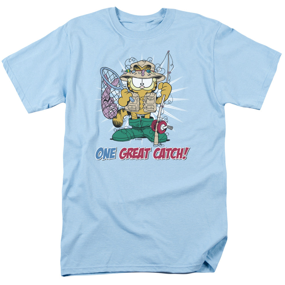 AN OFFCIALLY LICENSED GARFIELD ONE GREAT CATCH MEN'S REGULAR FIT T-SHIRT LIGHT BLUE