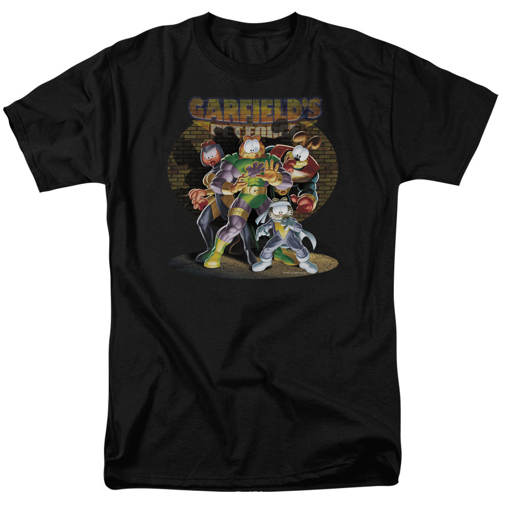 AN OFFCIALLY LICENSED GARFIELD SPOTLIGHT MEN'S REGULAR FIT T-SHIRT BLACK